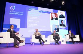 Ad Shape - Creative Studio Ad Shape - Creative Studio