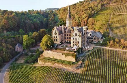 Redefining Luxury: Exclusive MICE Experiences in Historic Castles - Foto 1