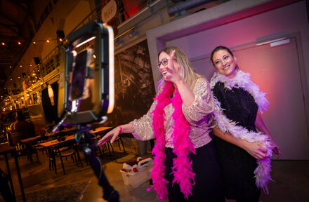 Van housewife Annelies tot influencers: 360 videobooth op beauty festival KabukiFest - Foto 1