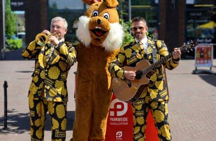 Bloeien en groeien, bloemen en planten, dieren. Boek nu Lente Entertainment - Foto 1