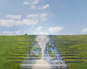 Tomorrowland présente "L'escalier vers l'unité"