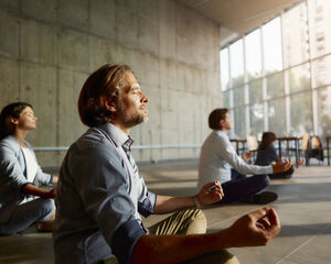 Pourquoi planifier une séance de yoga ou de pleine conscience pendant votre événement est une excellente idée