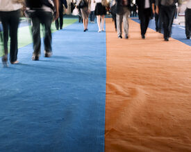 Le tapis est le principal émetteur de votre installation événementielle, et 78 % de celui-ci n'est utilisé qu'une seule fois. Le tapis est le principal émetteur de votre installation événementielle, et 78 % de celui-ci n'est utilisé qu'une seule fois.